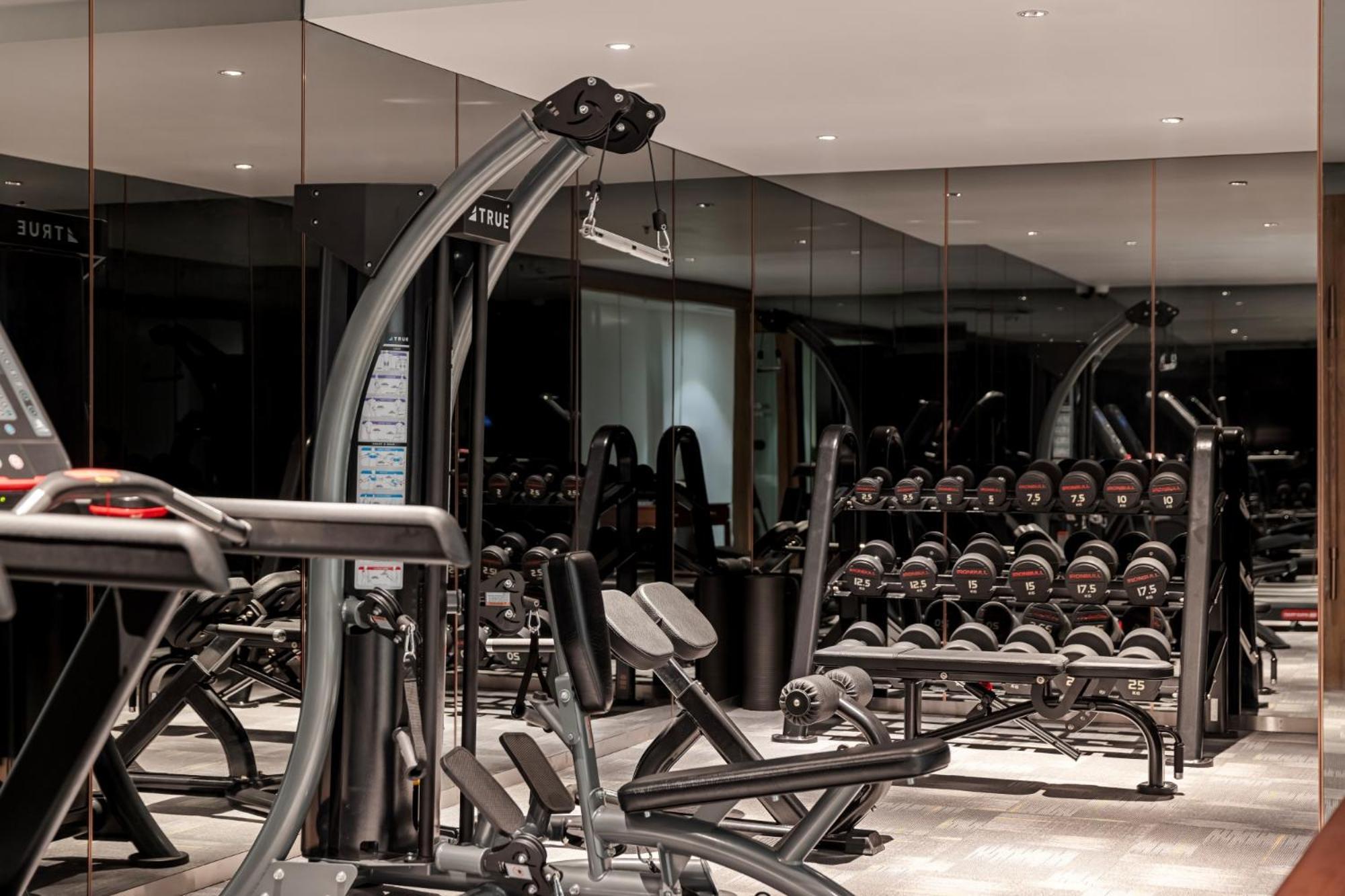 La Siesta Classic Hang Thung Hanoi Exterior foto The gym at The Dorchester